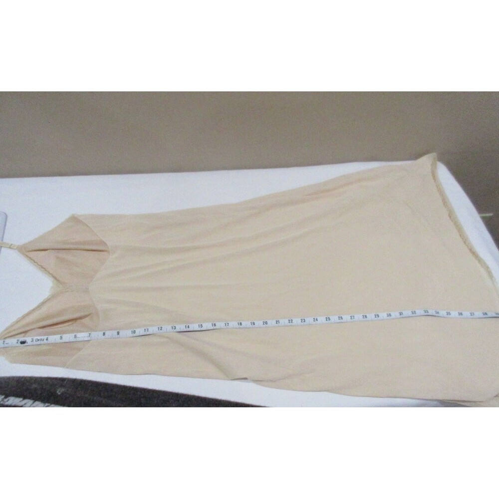 Vintage Vanity Fair Full Slip Beige Nylon Large 38  Everyday USA Silky - Picture 3 of 7